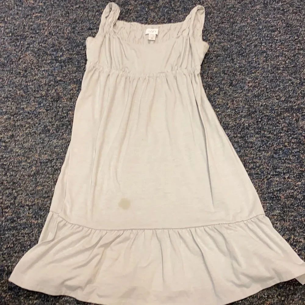 Ann Taylor Loft Gray Ruffle Dress sz. XS